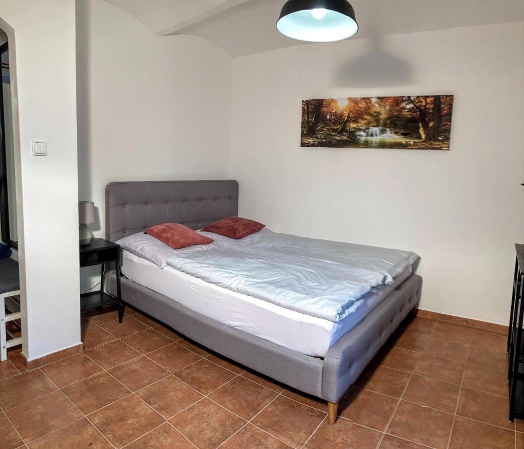 Apartmany U Reky Nezarky Lásenice Kültér fotó